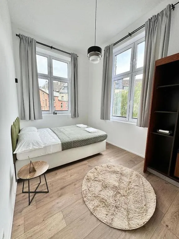 Heaven Homes - Privatzimmer In Der Naehe Von Hbf Dusseldorf 0*,  Germany