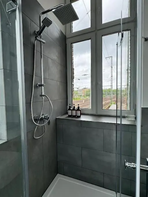Heaven Homes - Privatzimmer In Der Naehe Von Hbf Dusseldorf 0*,